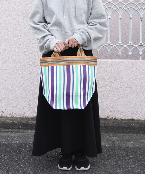 GLOBAL FORME CONCRETE（グローバルフォルムコンクリート）の「【AND PACKABLE】TB HARA1　HDPE　トートバッグ（トートバッグ・レディース・オレンジ/パープル/ブルー/イエロー・L）」の3枚目の写真