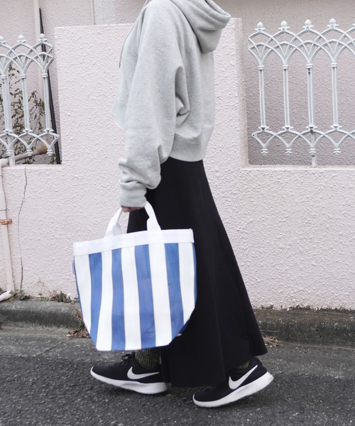 GLOBAL FORME CONCRETE（グローバルフォルムコンクリート）の「【AND PACKABLE】TB HARA1　HDPE　トートバッグ（トートバッグ・レディース・オレンジ/パープル/ブルー/イエロー・L）」の2枚目の写真