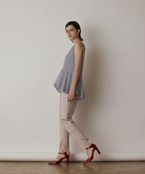 GRACE CONTINENTAL（グレースコンチネンタル）の「バルーンチュールトップ（シャツ/ブラウス・レディース・グレー/ホワイト/ブラック・36）」の5枚目の写真