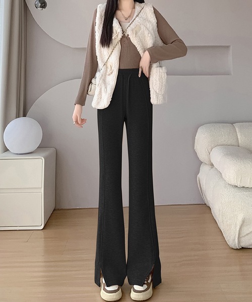 Lace Ladies(レースレディース)の「フレア スリット入り スウェット トラック パンツ(スウェットパンツ・レディース・ベージュ/ブラック/グレー・S/M/XL)」の4枚目の写真