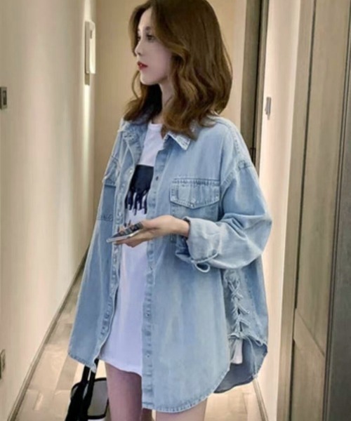 BLANC FICELLE（ブランフィセル）の「サイドデザイン　デニムシャツ（シャツ/ブラウス・レディース・ブルー・S/M/L）」の7枚目の写真