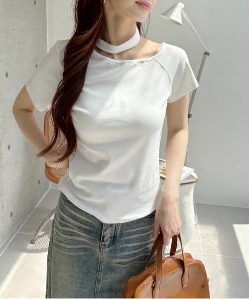 Ada.（エイダ）の「チョーカーデザイン カットアウト 半袖トップス（Tシャツ/カットソー・レディース・ホワイト/ブラック/ブルー/グレー・FREE）」の6枚目の写真