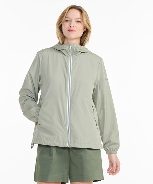 AIGLE（エーグル）の「撥水 UVカット ソーラーパック パッカブルフーデッドジャケット（マウンテンパーカー・レディース・ブルー/ピンク/ライトグリーン/ホワイト/パープル/ダークブルー・L/M/S/XL/XS）」の3枚目の写真