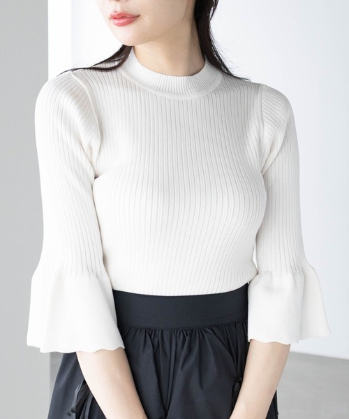 CLEAR BASIC（クリアベーシック）の「五分袖スカラップニットトップス[オフィスカジュアル 着回し抜群 シンプル]≪再入荷≫（ニット/セーター・レディース・ラベンダー/ブラック/ホワイト×ブラック/グレー系その他/アイボリー/ブラック系その他/ボルドー/ブラウン・F）」の2枚目の写真