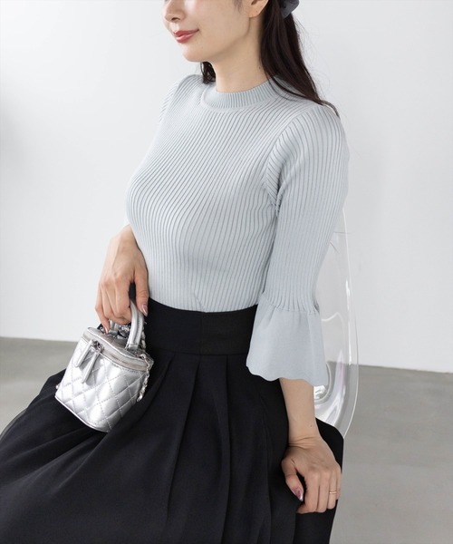 CLEAR BASIC（クリアベーシック）の「五分袖スカラップニットトップス[オフィスカジュアル 着回し抜群 シンプル]≪再入荷≫（ニット/セーター・レディース・ラベンダー/ブラック/ホワイト×ブラック/グレー系その他/アイボリー/ブラック系その他/ボルドー/ブラウン・F）」の15枚目の写真