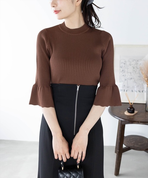 CLEAR BASIC（クリアベーシック）の「五分袖スカラップニットトップス[オフィスカジュアル 着回し抜群 シンプル]≪再入荷≫（ニット/セーター・レディース・ラベンダー/ブラック/ホワイト×ブラック/グレー系その他/アイボリー/ブラック系その他/ボルドー/ブラウン・F）」の12枚目の写真