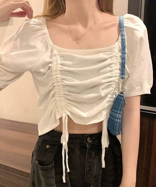 ALTROSE(アルトローズ)の「スクエアネック クロップド丈 オフショル Tシャツ ギャザー リボン(Tシャツ/カットソー・レディース・ブラック/ホワイト/ブルー・FREE)」の8枚目の写真