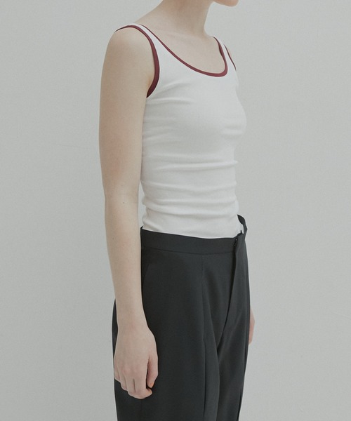 LE CIEL BLEU（ルシェルブルー）の「カラートリムタンクトップ / Color Trimmed Tank Top（タンクトップ・レディース・ネイビー/ブラック/グレー/オフホワイト・36）」の8枚目の写真