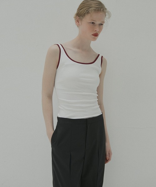 LE CIEL BLEU（ルシェルブルー）の「カラートリムタンクトップ / Color Trimmed Tank Top（タンクトップ・レディース・ネイビー/ブラック/グレー/オフホワイト・36）」の5枚目の写真