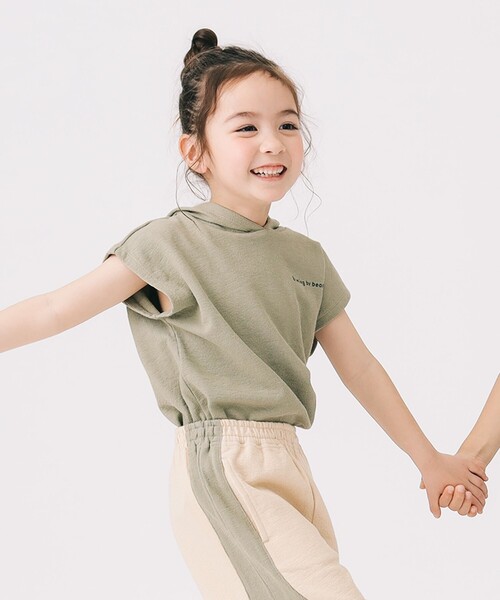 B:MING by BEAMS(ビーミングバイビームス)の「フード ノースリーブ プルオーバー2025SS(100~140cm)(Tシャツ/カットソー・キッズ・オリーブ/サックスブルー・100/110/120/130/140)」の3枚目の写真