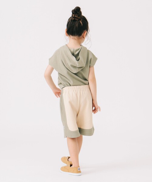 B:MING by BEAMS(ビーミングバイビームス)の「フード ノースリーブ プルオーバー2025SS(100~140cm)(Tシャツ/カットソー・キッズ・オリーブ/サックスブルー・100/110/120/130/140)」の6枚目の写真