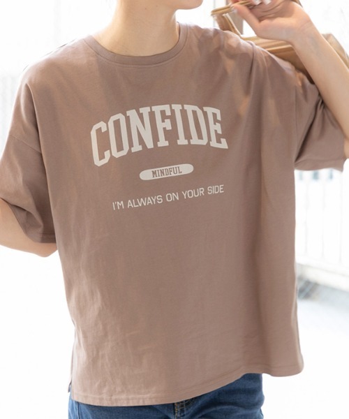 ad thie(アドティエ)の「CONFIDE カレッジロゴプリント 半袖Tシャツ(Tシャツ/カットソー・レディース・ブルーグレー/グレー系/ホワイト×グレー/ピンク/ブラウン/グリーン系/モカ・FREE)」の6枚目の写真