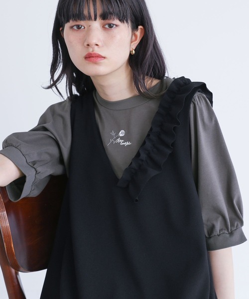 somari imagination(ソマリ イマジネーション)の「【接触冷感】ロゴ刺繍カットソー(Tシャツ/カットソー・レディース・ブラック/オフホワイト/チャコール・1/2)」の3枚目の写真