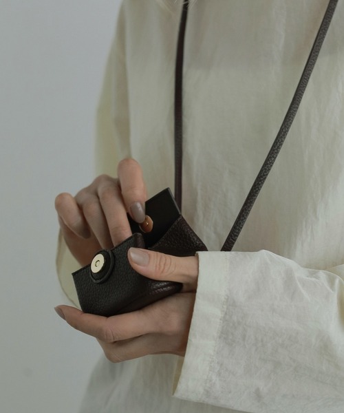 anuke（アンヌーク）の「Ecoleather Waist Pouch（ボディバッグ/ウエストポーチ・レディース・ブラウン/ブラック・FREE）」の18枚目の写真