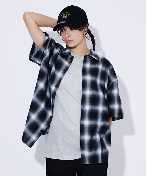 Revo.(レボ)の「【Revo./レボ】Relax Fit /リラックスフィット /USEDライクオンブレーチェックシャツ/ユニセックス(シャツ/ブラウス・メンズ・ブラック/ネイビー・M/L)」の18枚目の写真