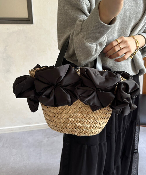 DouDou（ドゥドゥ）の「【WEB限定】コサージュカゴバッグ（かごバッグ・レディース・ブラック/グレー/イエロー・FREE）」の17枚目の写真