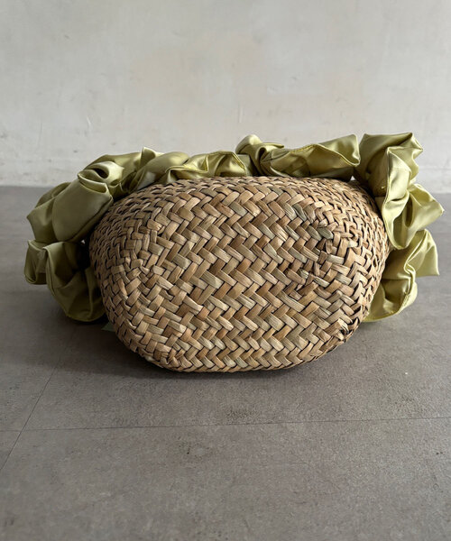 DouDou（ドゥドゥ）の「【WEB限定】コサージュカゴバッグ（かごバッグ・レディース・ブラック/グレー/イエロー・FREE）」の6枚目の写真