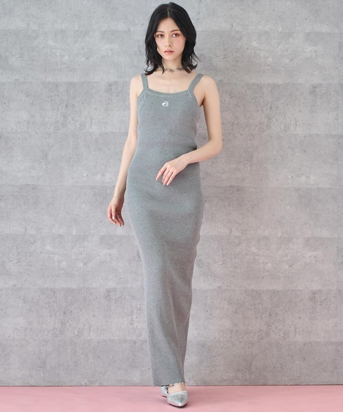ANAP(アナップ)の「ロゴ刺繍 スリット入り リブ キャミソール ワンピース(ワンピース・レディース・グレー/ブラック・FREE)」の1枚目の写真