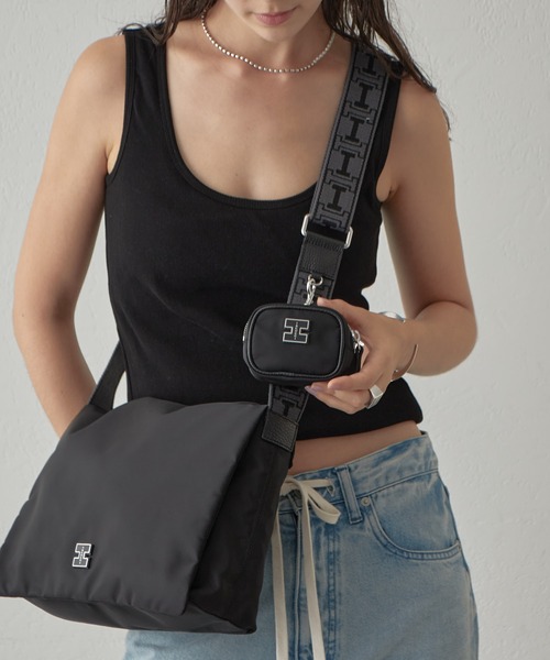 IACUCCI（イアクッチ）の「アーゴ チャーム NYLON/CERVO（その他小物・レディース・ブラック・FREE）」の2枚目の写真