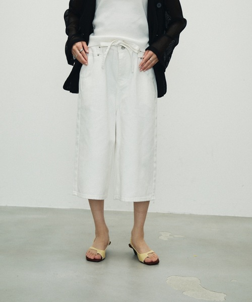Lutim by u（ルチバイユー）の「Denim cropped pants/デニムクロップドパンツ（デニムパンツ・レディース・ホワイト/グレー・MEDIUM）」の8枚目の写真