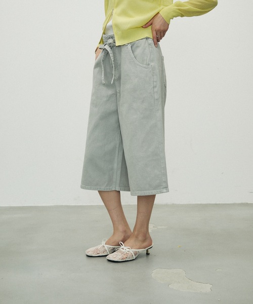Lutim by u（ルチバイユー）の「Denim cropped pants/デニムクロップドパンツ（デニムパンツ・レディース・ホワイト/グレー・MEDIUM）」の13枚目の写真