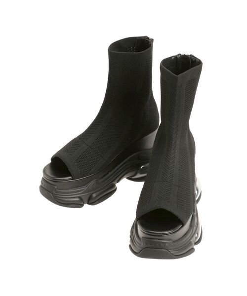 MURUA（ムルーア）の「エアプラットフォームオープントゥソックブーツサンダル（サンダル・レディース・ブラック・23.5/24.5/22.5）」の21枚目の写真