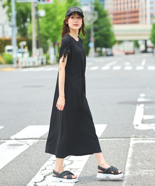 NewJeans ハニ 着用 self-portrait ワンピース NewJeans ハニ 着用 self-portrait ワンピース (SELF PORTRAIT