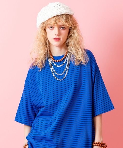 a.p.o.v.(エーピーオービー)の「a.p.o.v. ピンボーダーコットンオーバーサイズTシャツ(Tシャツ/カットソー・メンズ・ブルー/レッド/ネイビー/ブラック・ONESIZE)」の3枚目の写真