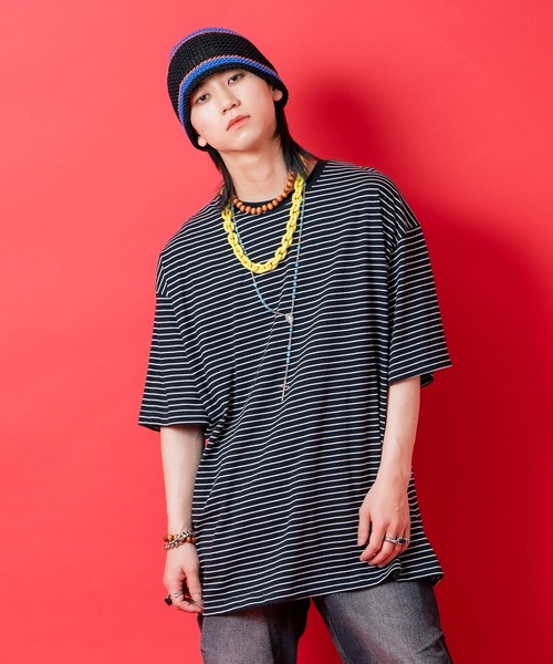 a.p.o.v.(エーピーオービー)の「a.p.o.v. ピンボーダーコットンオーバーサイズTシャツ(Tシャツ/カットソー・メンズ・ブルー/レッド/ネイビー/ブラック・ONESIZE)」の6枚目の写真