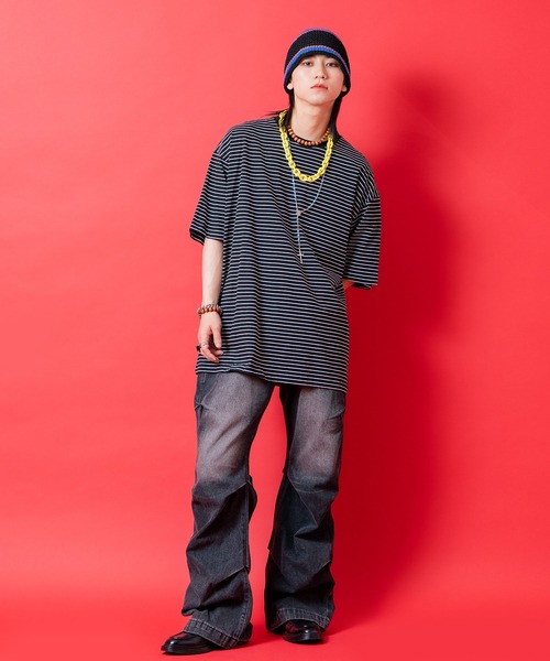 a.p.o.v.(エーピーオービー)の「a.p.o.v. ピンボーダーコットンオーバーサイズTシャツ(Tシャツ/カットソー・メンズ・ブルー/レッド/ネイビー/ブラック・ONESIZE)」の7枚目の写真