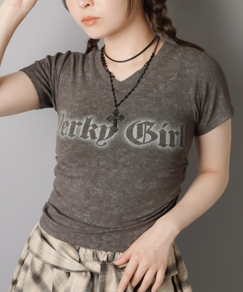 SPINNS(スピンズ)の「Vネック半袖カットソー/ピタTシャツ/PERKY(Tシャツ/カットソー・レディース・アイボリー/カーキ/チャコール・ONESIZE)」の9枚目の写真
