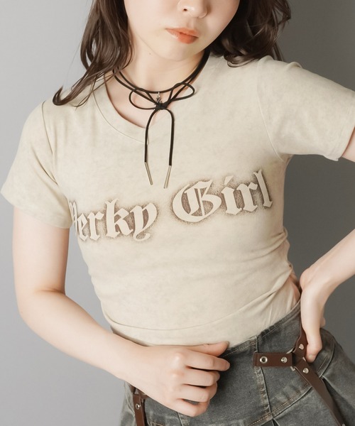 SPINNS(スピンズ)の「Vネック半袖カットソー/ピタTシャツ/PERKY(Tシャツ/カットソー・レディース・アイボリー/カーキ/チャコール・ONESIZE)」の4枚目の写真