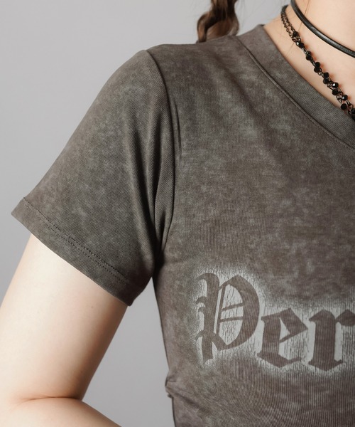 SPINNS(スピンズ)の「Vネック半袖カットソー/ピタTシャツ/PERKY(Tシャツ/カットソー・レディース・アイボリー/カーキ/チャコール・ONESIZE)」の13枚目の写真
