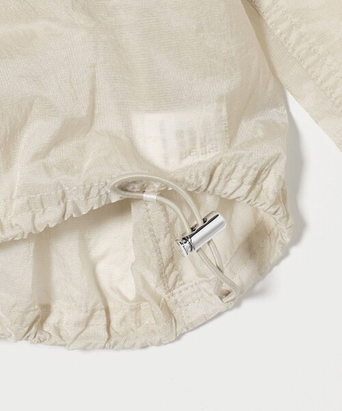 green label relaxing(グリーンレーベルリラクシング)の「<MFG>シアー アノラック パーカー -撥水-(マウンテンパーカー・レディース・ブラック/ナチュラル・FREE)」の17枚目の写真