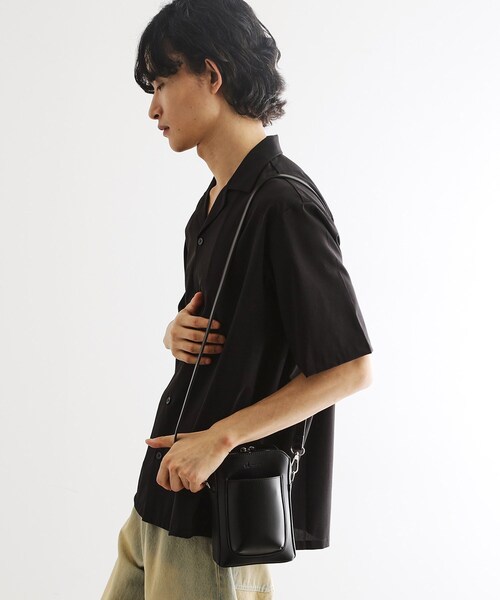 tk.TAKEO KIKUCHI(ティーケータケオキクチ)の「ポケットミニショルダー(ショルダーバッグ・メンズ・ブラック/ブラック系5/ブラック系・00)」の1枚目の写真