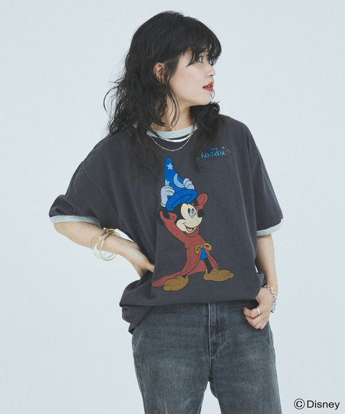 MICKEY MOUSE（ミッキーマウス）の「MICKEY MOUSE / ミッキー マウス 別注 ファンタジア “蓄光” プリント T（Tシャツ/カットソー・メンズ・ブラックミックス/ネイビー/コバルトブルー/ホワイト/ブラック系その他/チャコールグレー/ブラック・SMALL/MEDIUM/LARGE）」の17枚目の写真