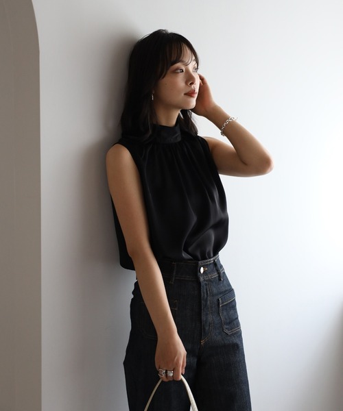 stand neck sleeveless blouse / スタンドネックノースリブラウス