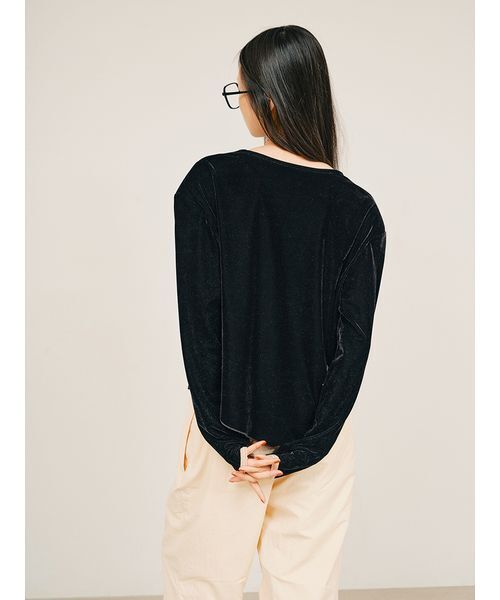 null.（ヌル）の「ベロアドロップショルダートップス（Tシャツ/カットソー・レディース・チャコールグレー/アイボリー/ブラック・F）」の6枚目の写真