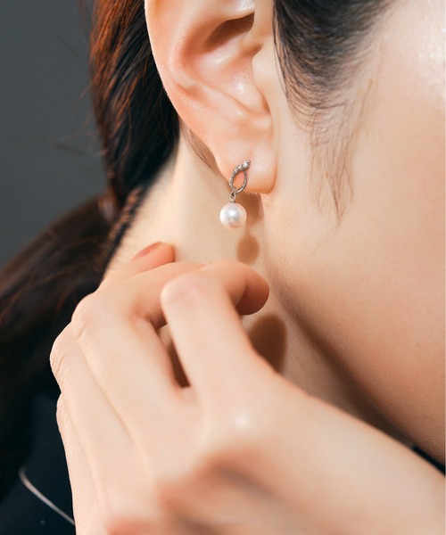 Jewel closet by L&Co.(ジュエルクローゼットバイエルアンドコー)の「プラチナ アコヤパール ダイヤモンド ピアス(ピアス(両耳用)・レディース・プラチナム・FREE)」の5枚目の写真