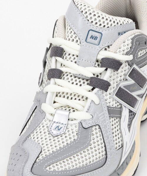 美品 New Balance M 1906 ローカットスニーカー 23.5 白 限定展開 New Balance/ニューバランス 1906N[23.5cm～24.5cm展開