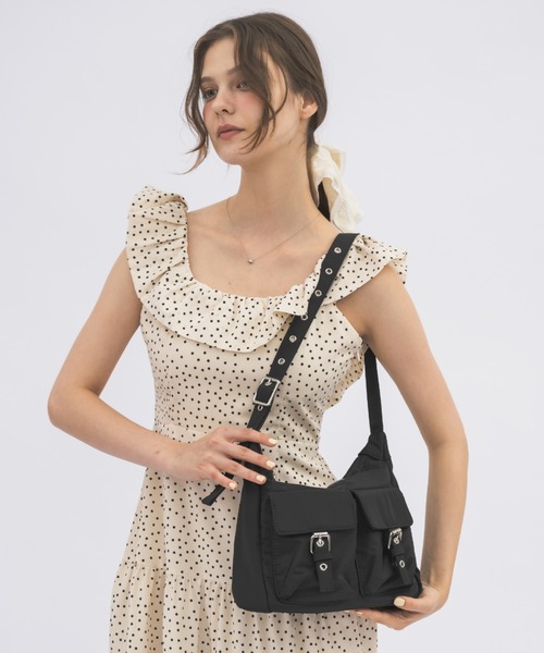 idem（イデム）の「double pocket nylon bag / ダブルポケットナイロンバッグ（ショルダーバッグ・レディース・アイボリー/ブラック/イエロー・FREE）」の13枚目の写真