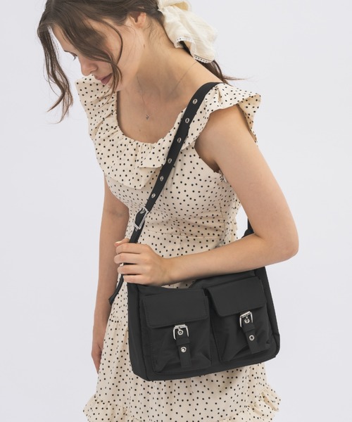 idem（イデム）の「double pocket nylon bag / ダブルポケットナイロンバッグ（ショルダーバッグ・レディース・アイボリー/ブラック/イエロー・FREE）」の5枚目の写真