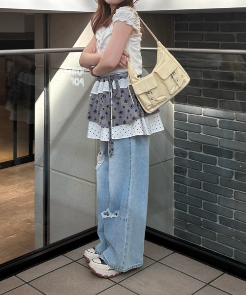 idem（イデム）の「double pocket nylon bag / ダブルポケットナイロンバッグ（ショルダーバッグ・レディース・アイボリー/ブラック/イエロー・FREE）」の20枚目の写真