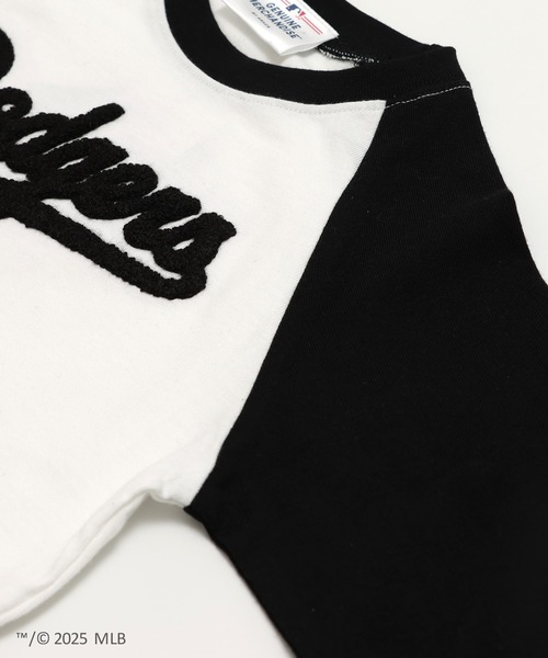 MLB（メジャーリーグベースボール）の「〈MLB〉サガラ刺繍ロゴ ラグラン長袖Tシャツ（Tシャツ/カットソー・キッズ・ブラック/ネイビー/ブラウン・90cm/100cm/110cm/120cm/130cm/140cm/150cm/160cm）」の8枚目の写真