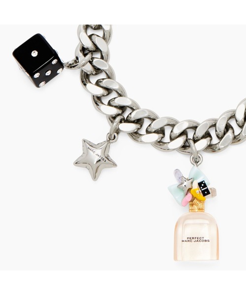MARC JACOBS(マークジェイコブス)の「MINI ICON PERFECT CHARM BRACELET/ミニ アイコン パーフェクト チャーム ブレスレット(ネックレス・レディース・ピンク系その他・ONE SIZE)」の4枚目の写真