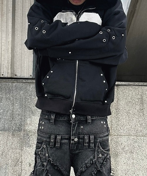 COZY WORLDWIDE（コージーワールドワイド）の「【Cozy world Wide】00 KNIGHT CLUB HOODZIP / 【コージーワールドワイド】ナンバープリントリベットジップパーカー（パーカー・メンズ・ブラック・M/L）」の6枚目の写真