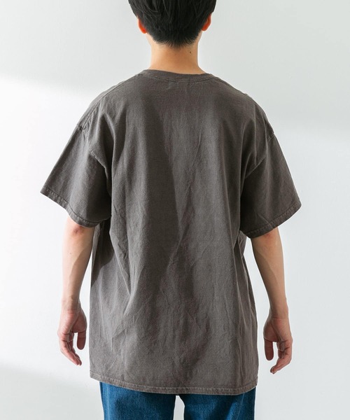 PENNEYS(ぺニーズ)の「『別注』PENNEYS×Sonny Label ピグメントショートスリーブTシャツ(Tシャツ/カットソー・メンズ・オフホワイト/ブラック/ブラウン/ブルー/ネイビー/レッド・ONE)」の12枚目の写真