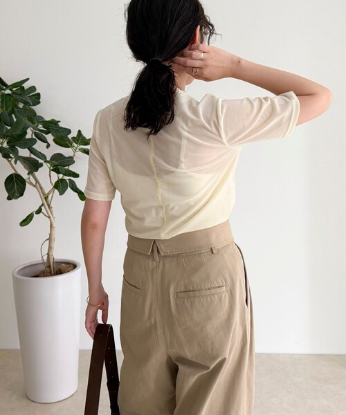 fredy emue（フレディエミュ）の「ベロア半袖Tシャツ（Tシャツ/カットソー・レディース・ブラック/ピンク/ブラウン/クリーム・38）」の13枚目の写真