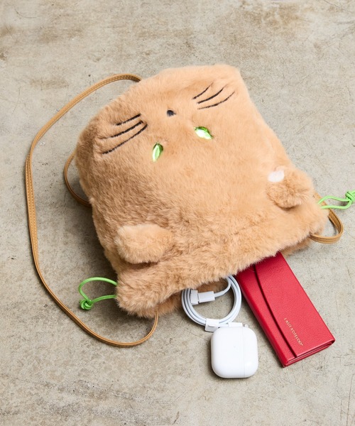 COMMON WARE(コモンウェアー)の「EM : 猫 秋冬 ファー|ハルキャット巾着ショルダー(ショルダーバッグ・レディース・アイボリー/ブラック/グレー/キャメル・FREE)」の21枚目の写真