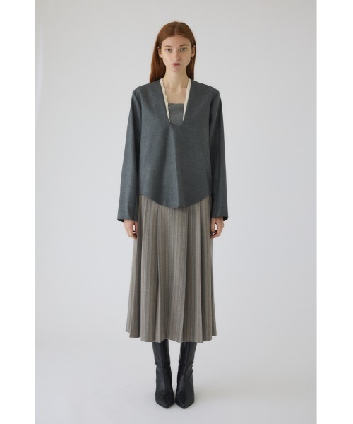 RIM.ARK（リムアーク）の「Wool saxony U curve tops ウールサキソニーユーカーブトップス（シャツ/ブラウス・レディース・ブラック/グレー・FREE）」の1枚目の写真